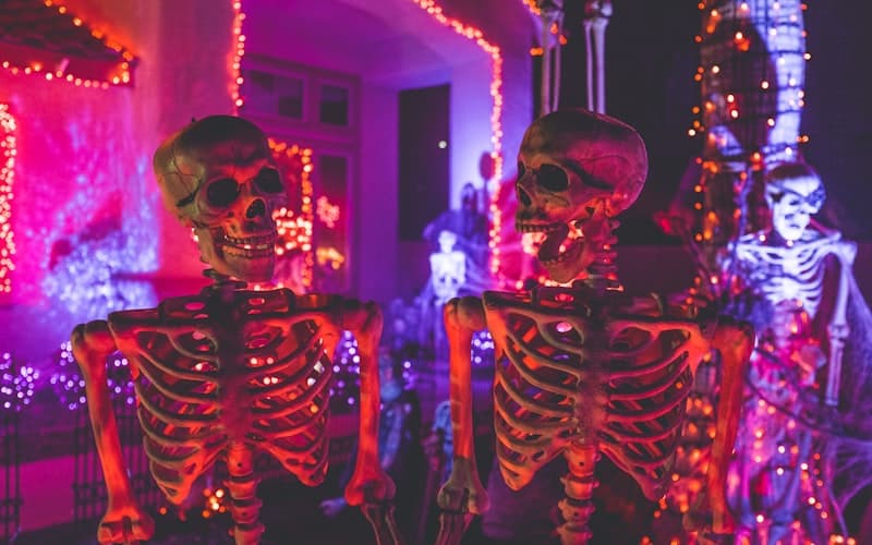 Halloween transportation in Chicago